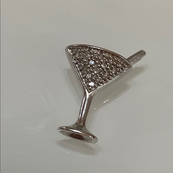 10Kt white gold & diamond martini glass pendant - Picture 6 of 8